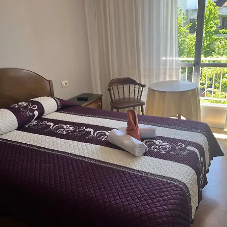 Otel Hostal-restaurante San Roque *